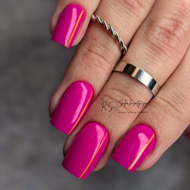 Róż neonowy — manicure RS Rogulska & Szwarc