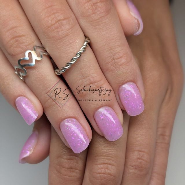 Różowy brokat — manicure RS Rogulska & Szwarc