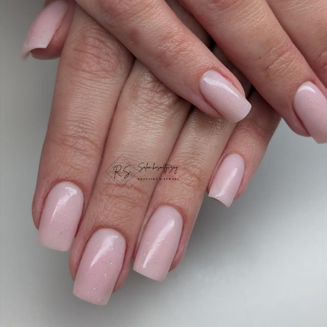 Precyzyjny manicure — RS Rogulska & Szwarc