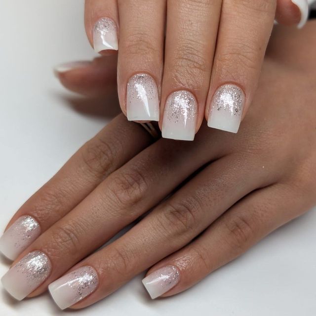 Srebrne ombre — manicure RS Rogulska & Szwarc