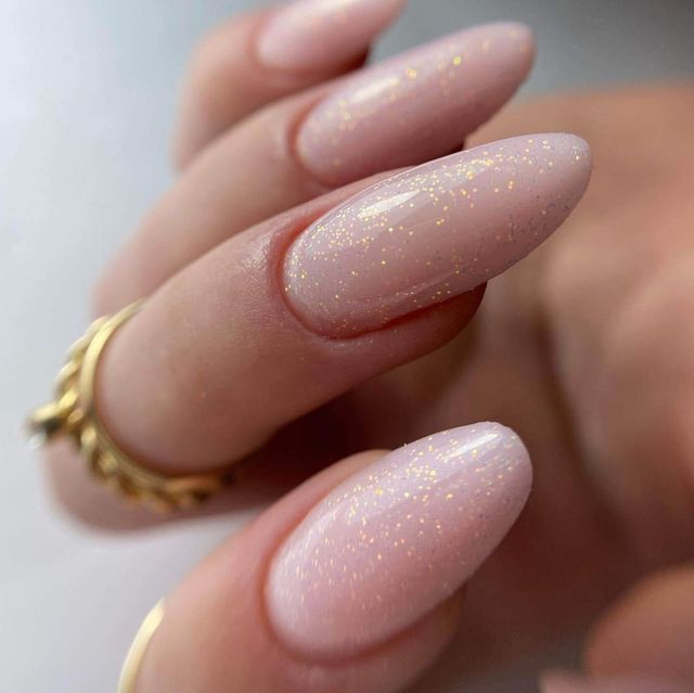 Brokatowy nude — manicure RS Rogulska & Szwarc